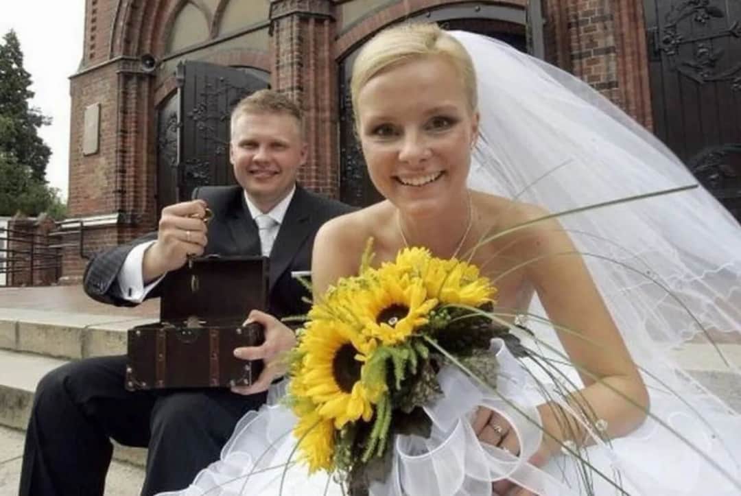 Chrzestni ile dają na wesele? Oto, co naprawdę warto wiedzieć